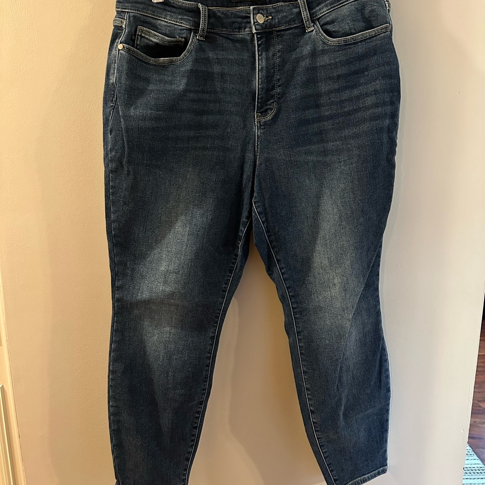 Judy Blue Dark Wash Ankle Jeans